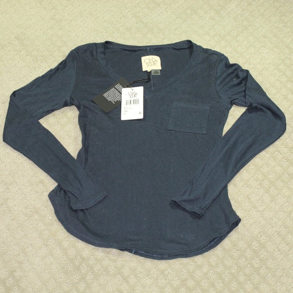 NWT Chaser Size XS Navy Blue Long Sleeve Knit Top